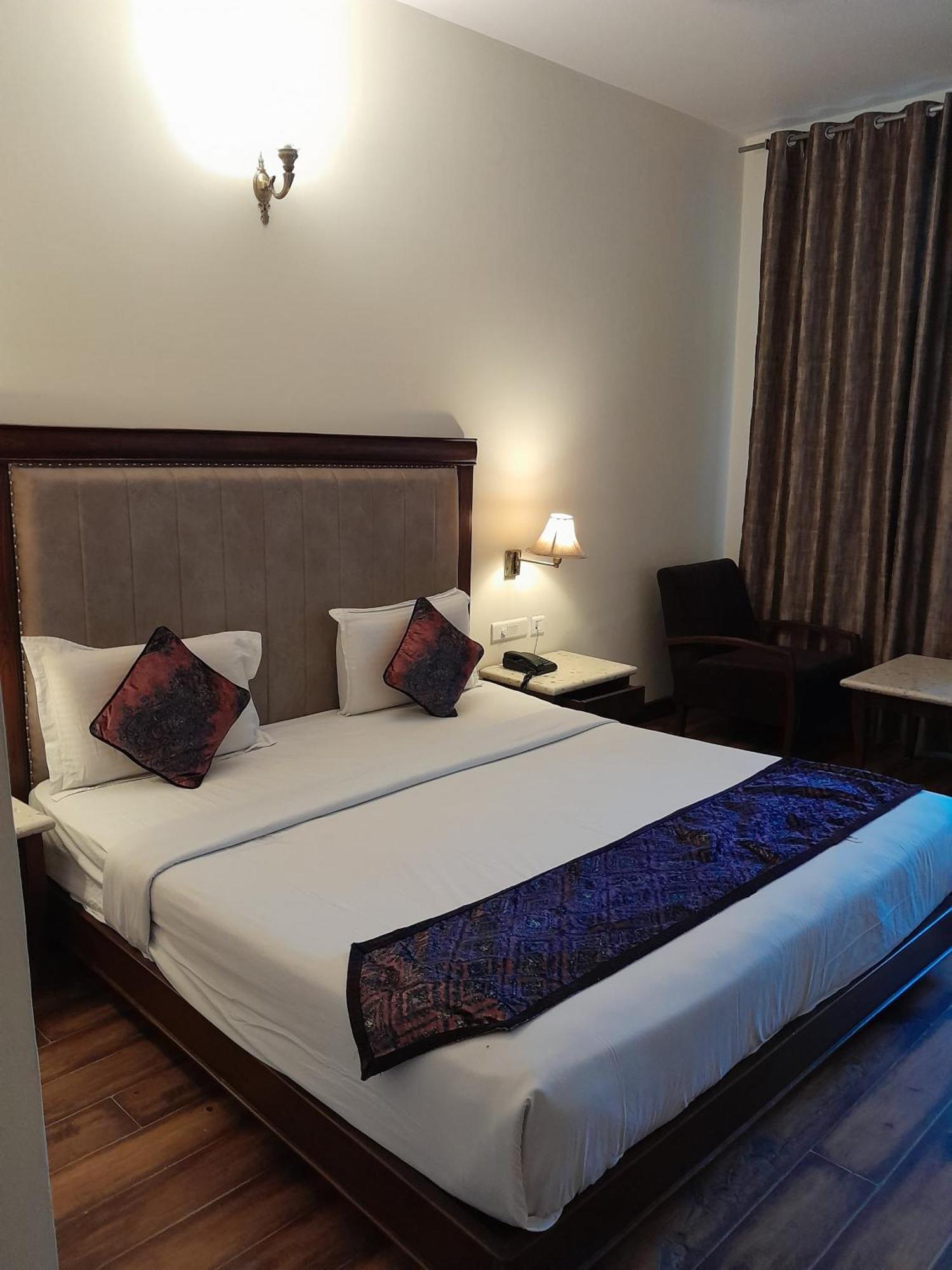 Kasauli Castle Resort Exterior photo