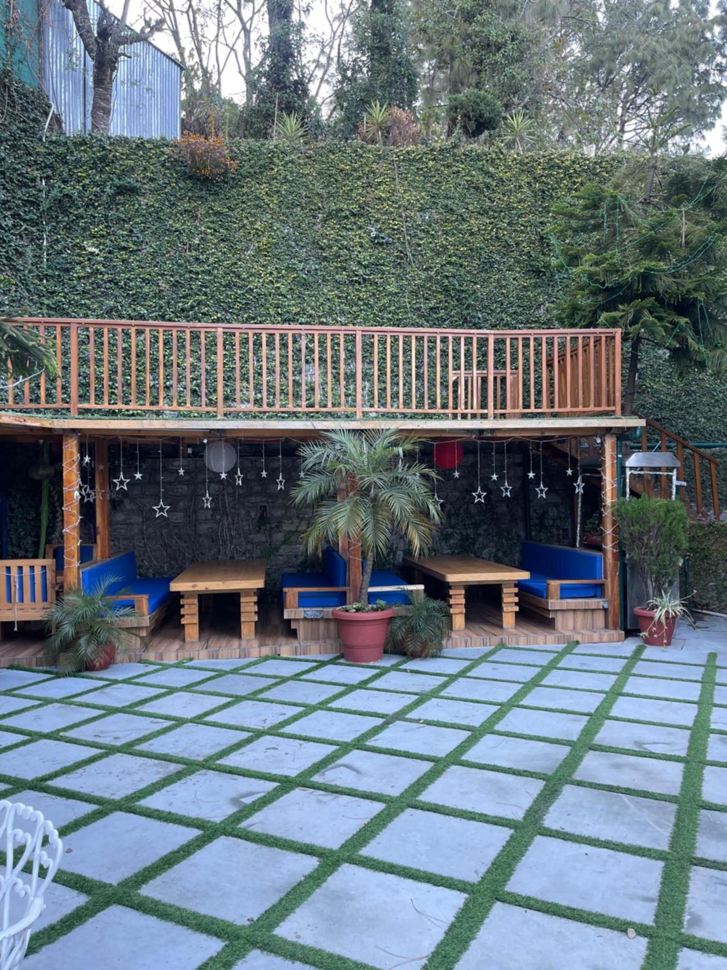 Kasauli Castle Resort Exterior photo